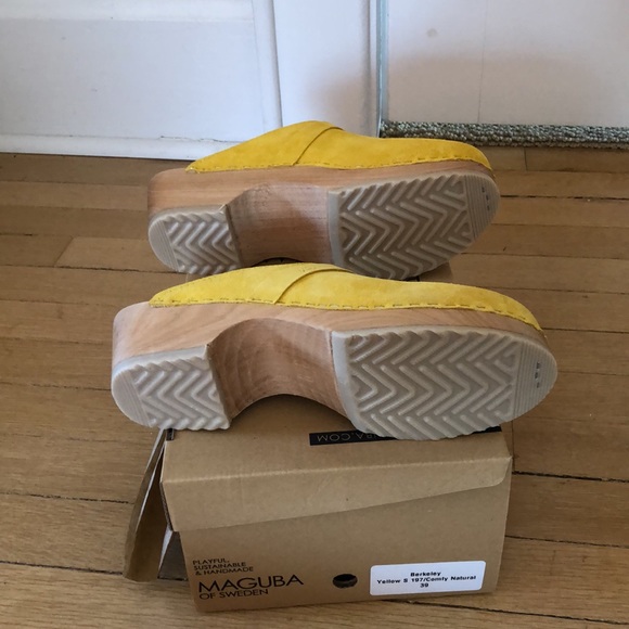 Maguba Clogs. Sustainable. Canary Yellow. Sz9. NWT - Picture 6 of 6